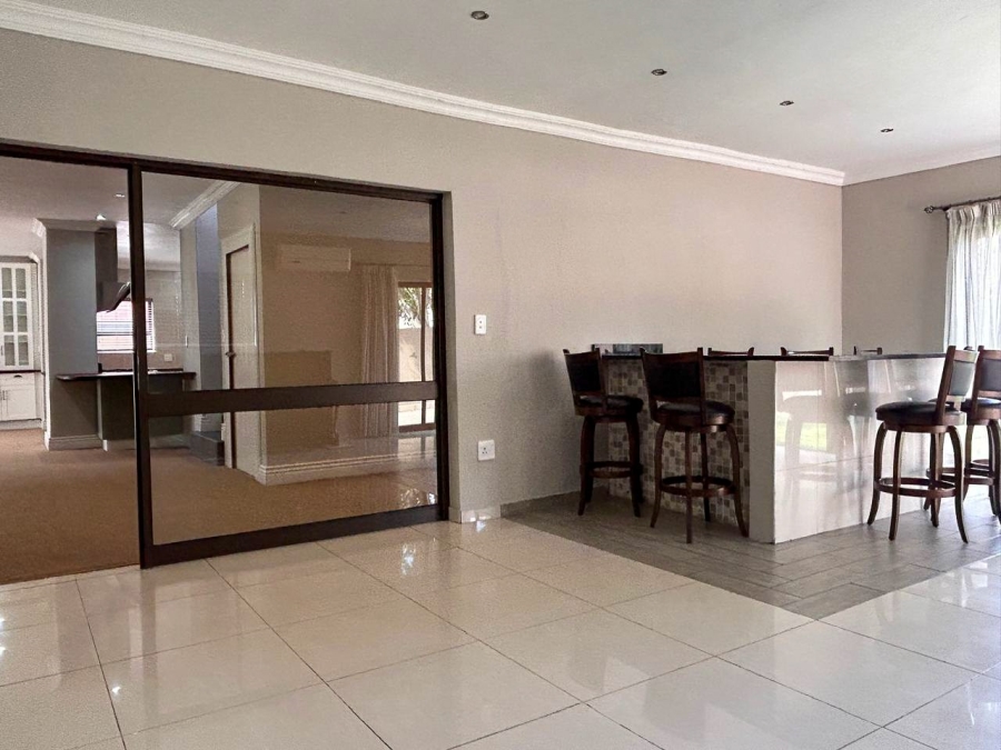 4 Bedroom Property for Sale in Grimbeeck Park North West